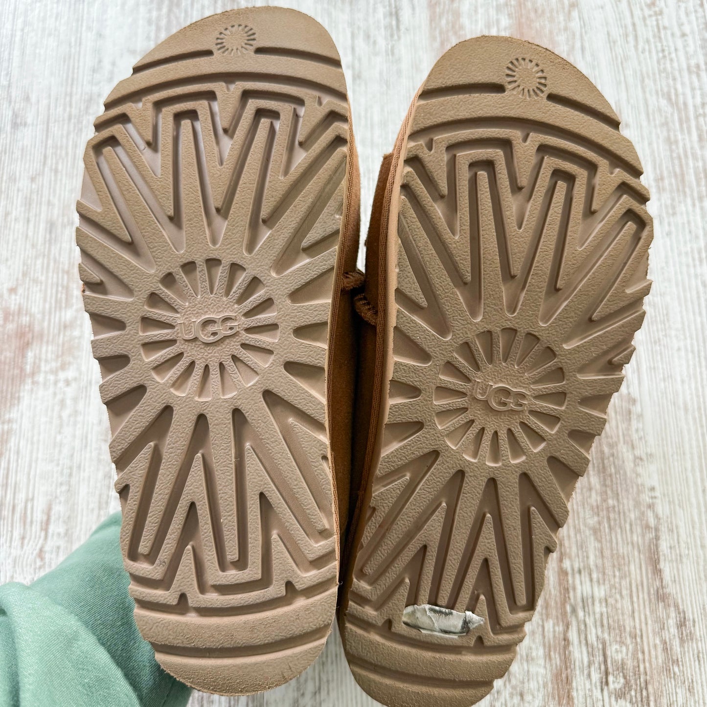UGG Goldenstar Hi Slide Sandal (6.5)