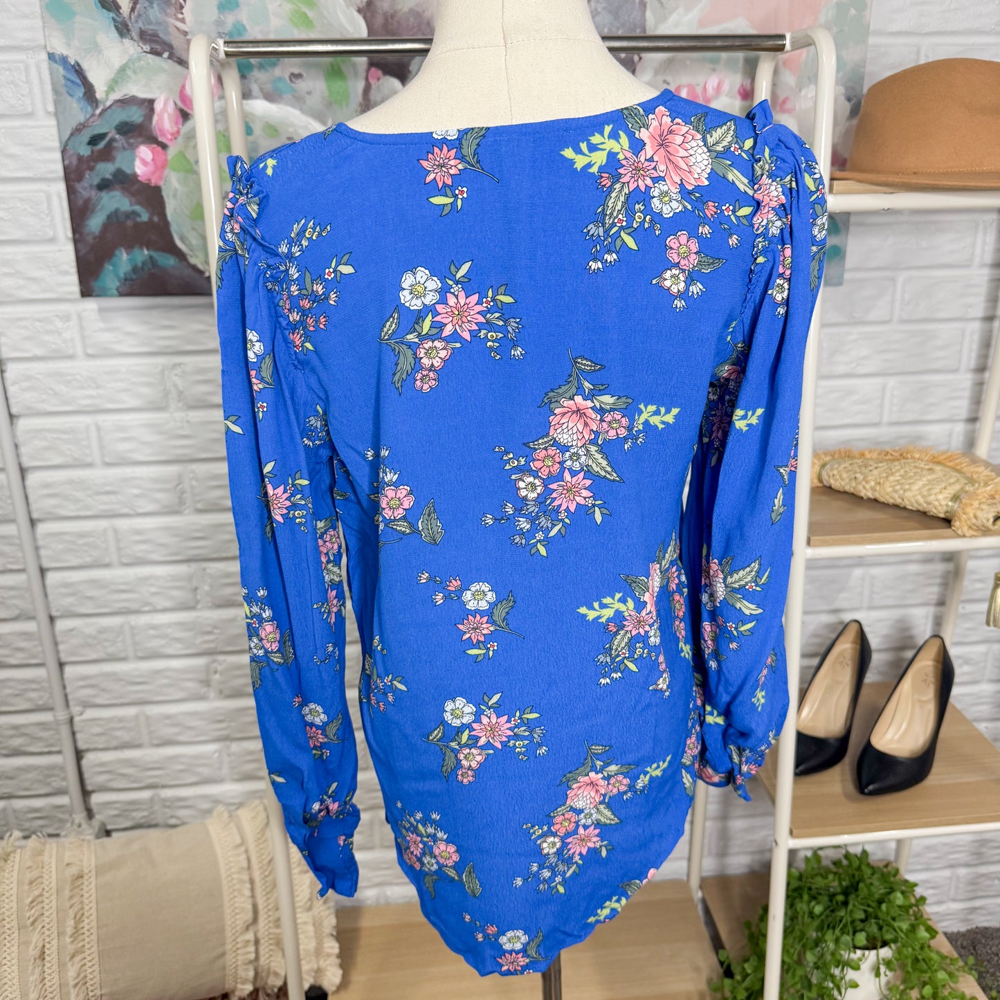 LOFT New Flora Blue V Neck Blouse (SP)