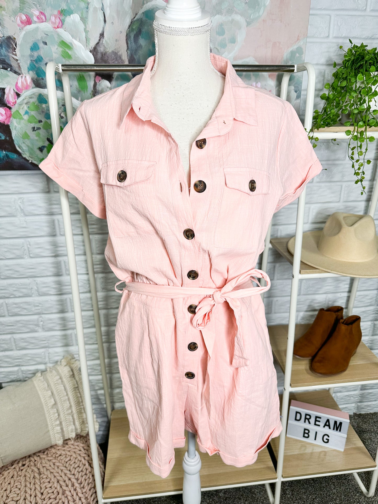 Grapent Seashell Pink Belted Romper Size Large