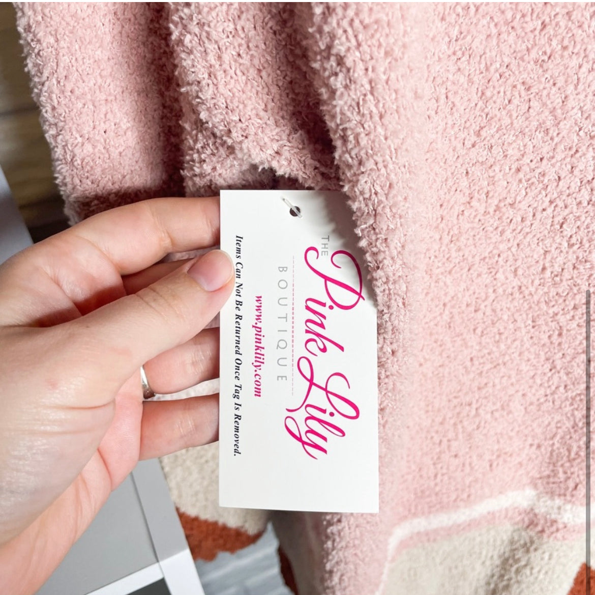Pink Lily NEW Pink Fuzzy Color Block Cardigan Size Large