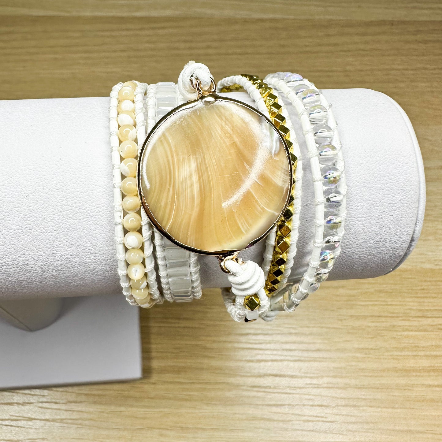 New Boutique Natural Shell Beaded Wrap Bracelet