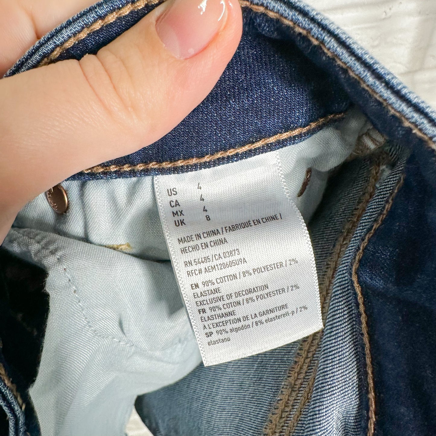American Eagle High Rise Distressed Shorts Size 4