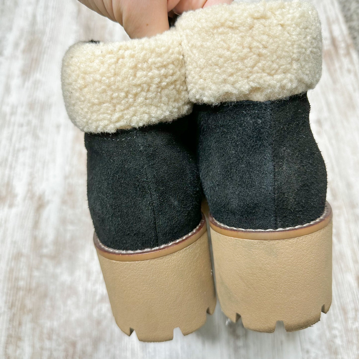 Blondo Devin Black Suede Waterproof Booties Size 9.5