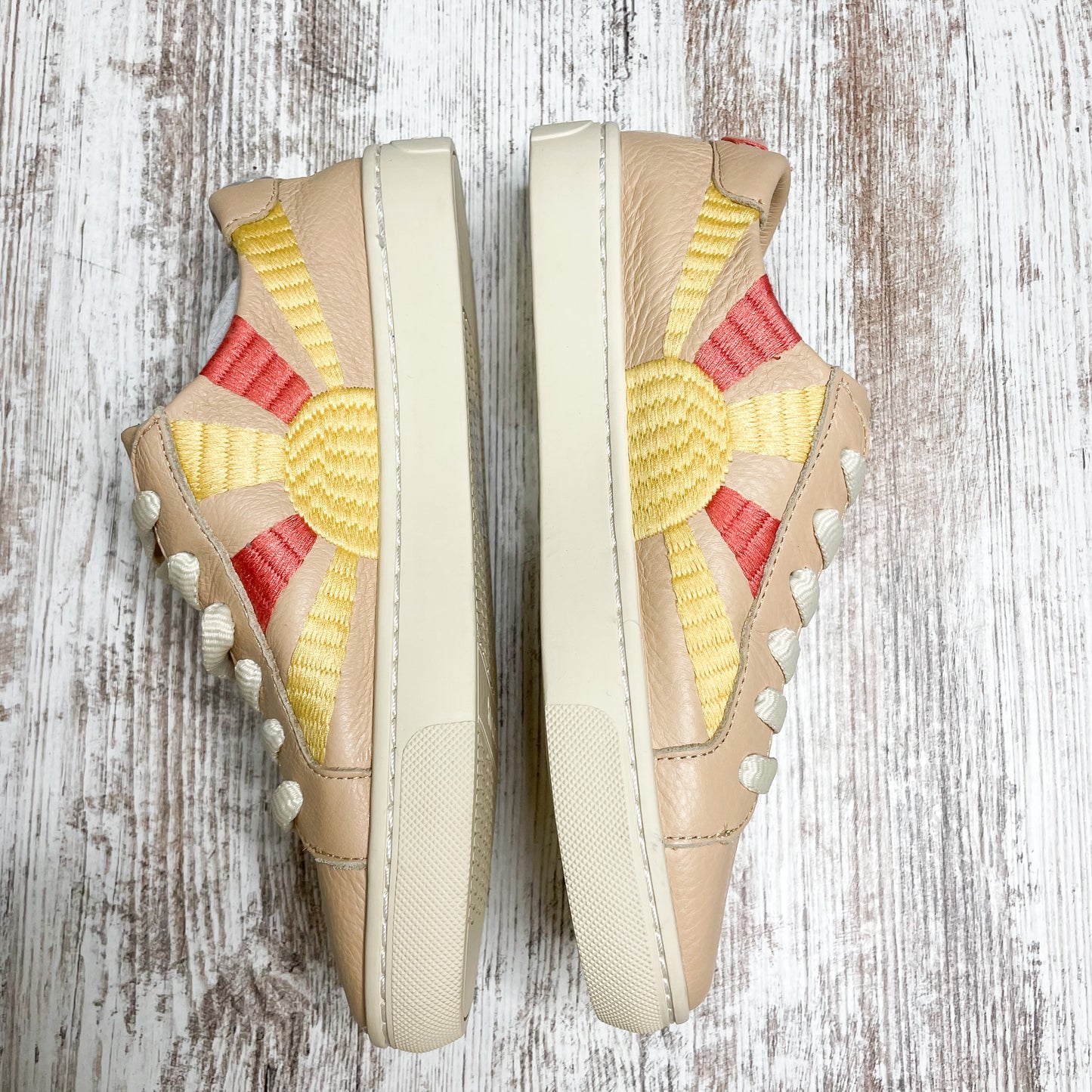 Soludos New Rainbow Wave Sneaker Cream Size 6
