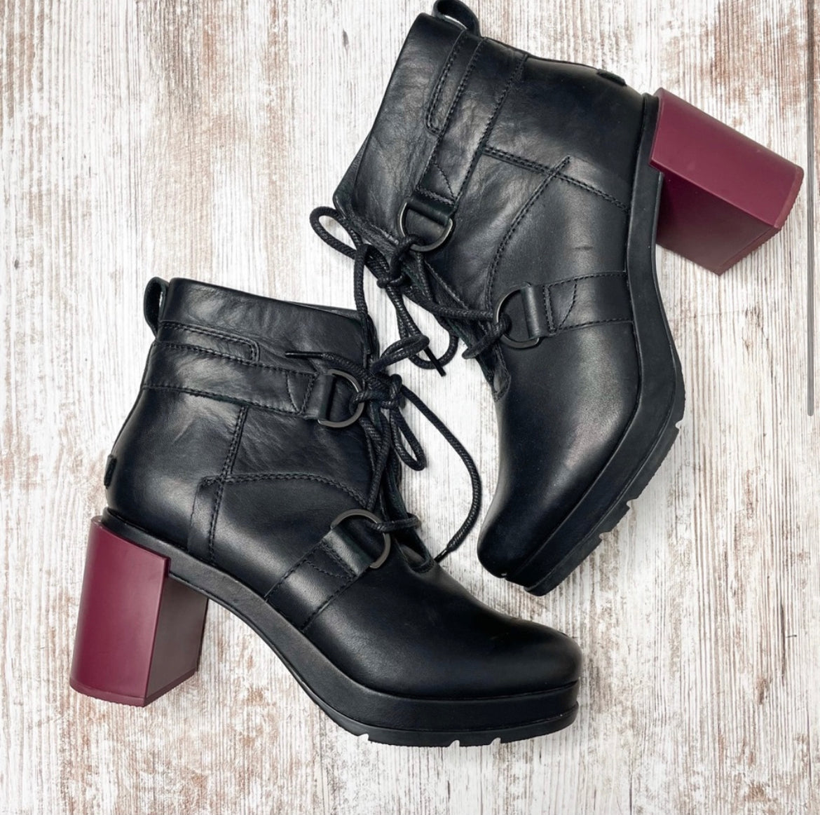 Sorel Margo Lace Up Waterproof Leather Boots Size 9.5
