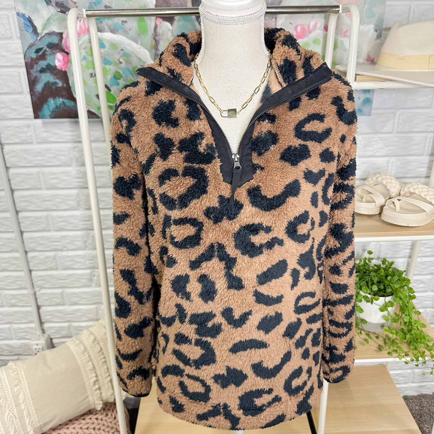 Maurice’s New Leopard Teddy Sherpa Pullover Size XS