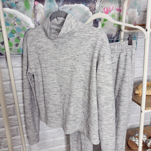 Lou & Grey Jogger Mock Neck Sweater Set (XS) Gray