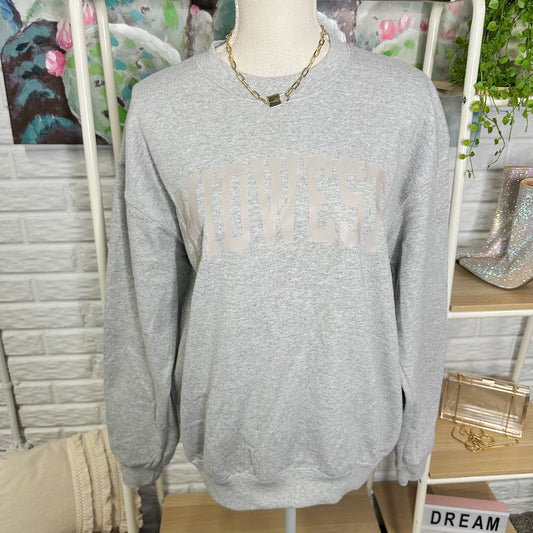 Gildan Midwest Graphic Crewneck Sweatshirt Size Medium