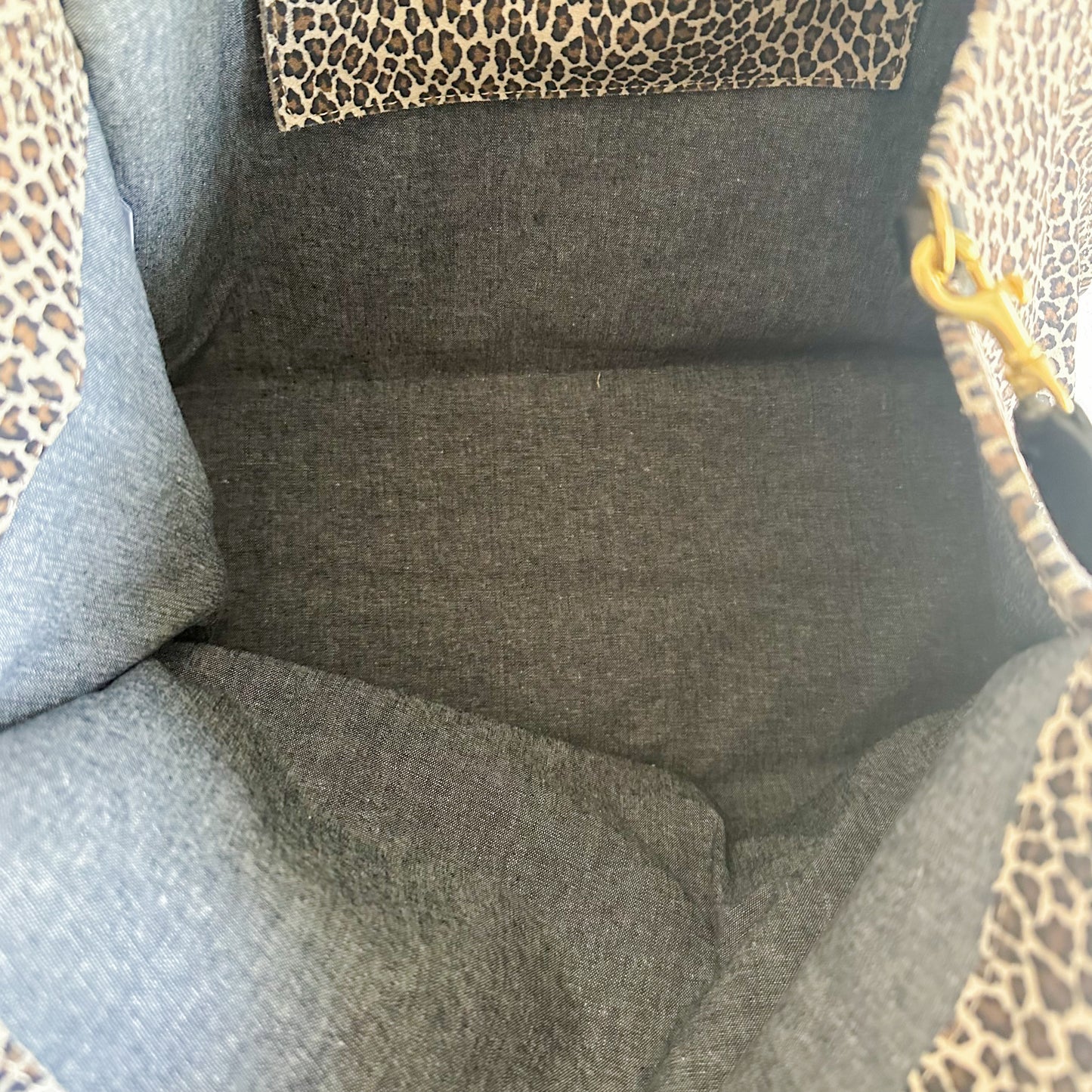 CLARE V. Simple Suede Leather Tote Bag Mini Cat Leopard Printatyer