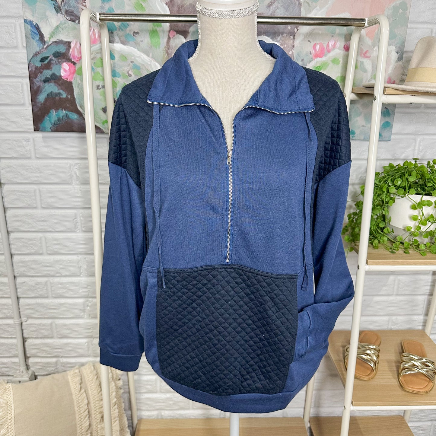 Navy & Black Quilted Half Zip Pullover (M)