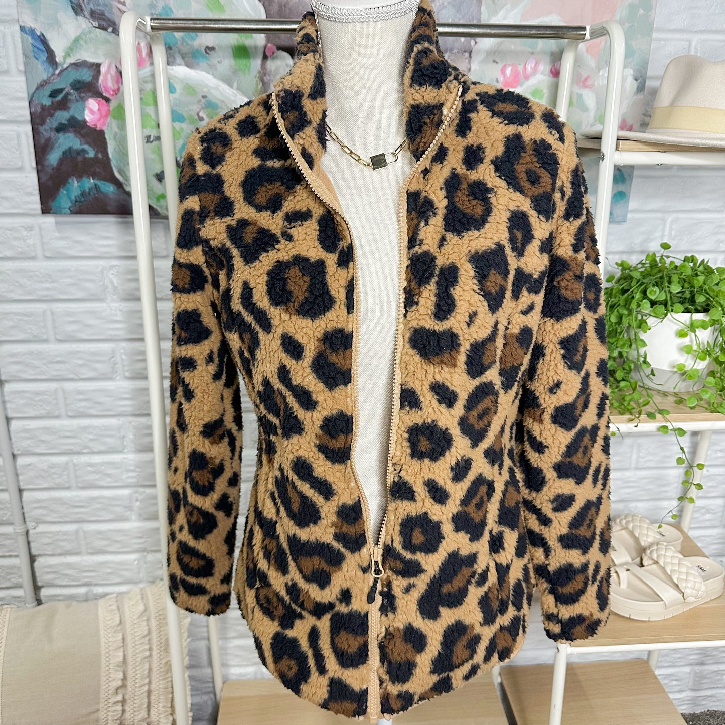 Amazon Essentials Leopard Print Sherpa Jacket Size Small