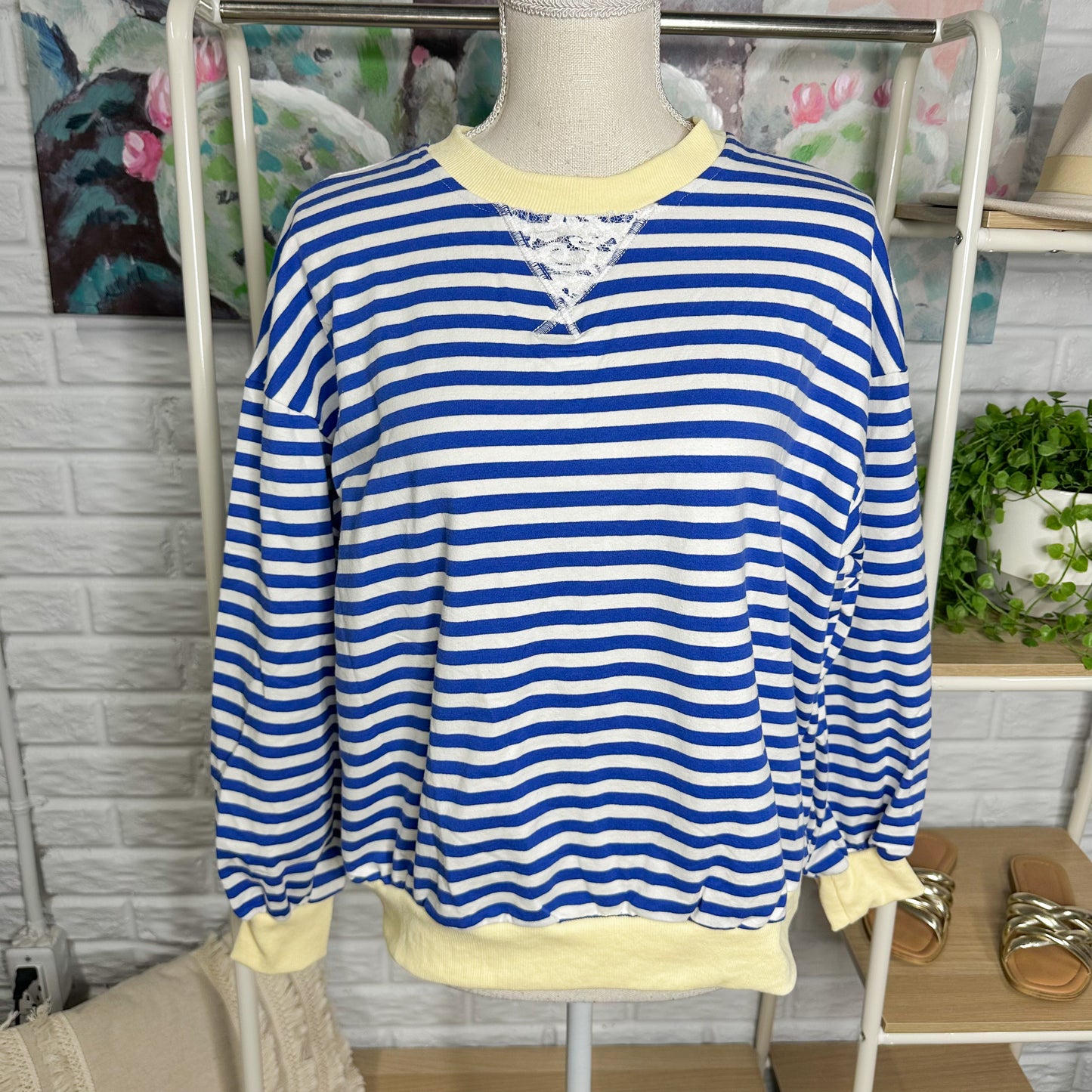 Labolliy Blue/White Striped Oversized Sweatshirt (S)