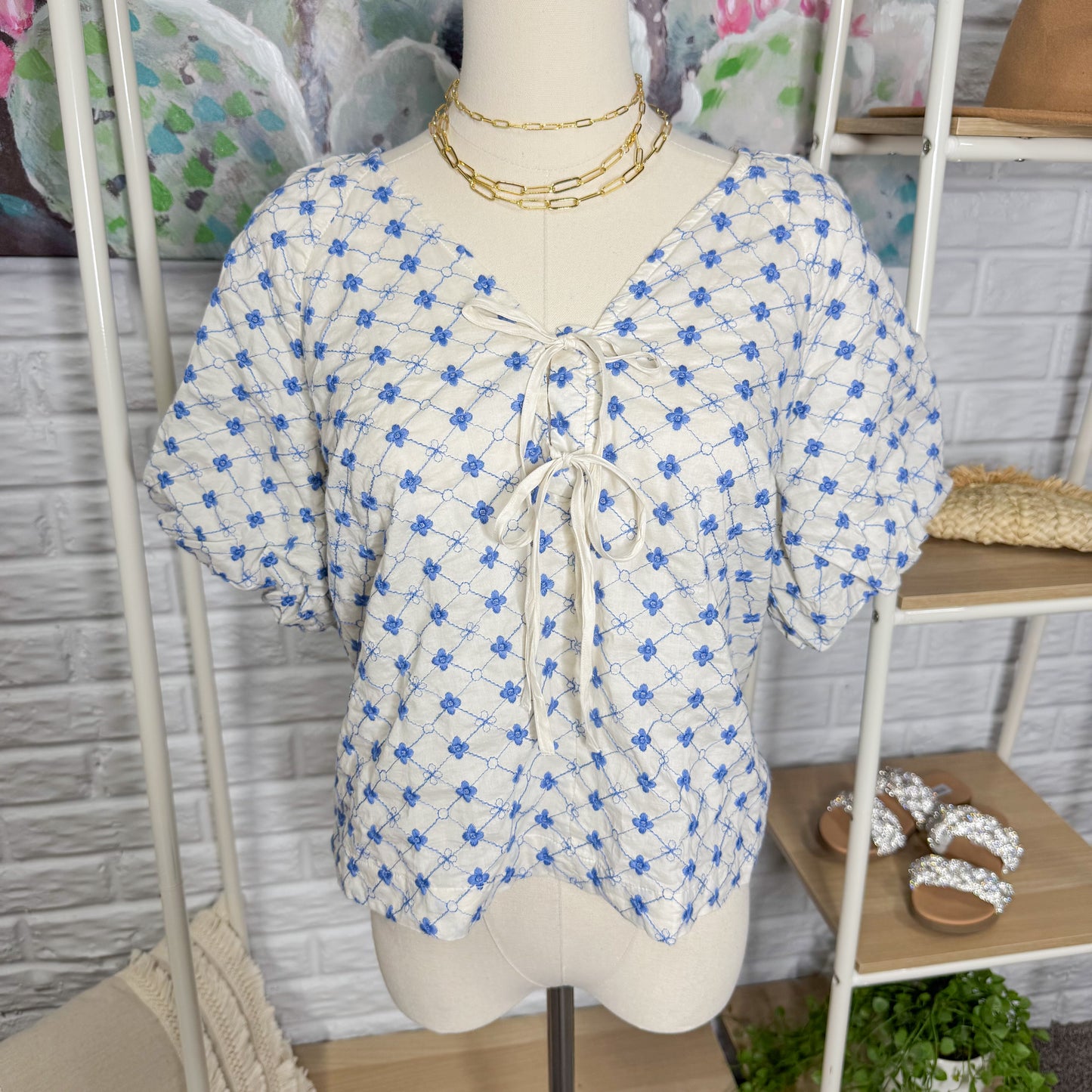 LOFT New Floral Embroidered Bow Blouse (XS)