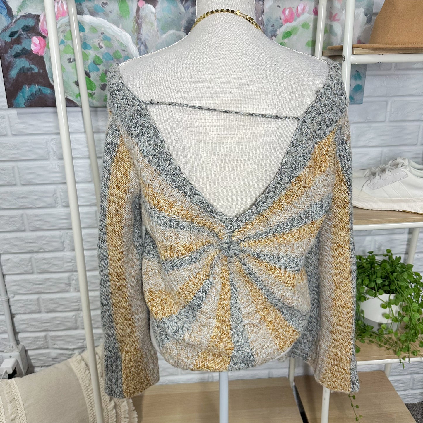 Free People SunBurst Pinwheel Sweater (S/M)