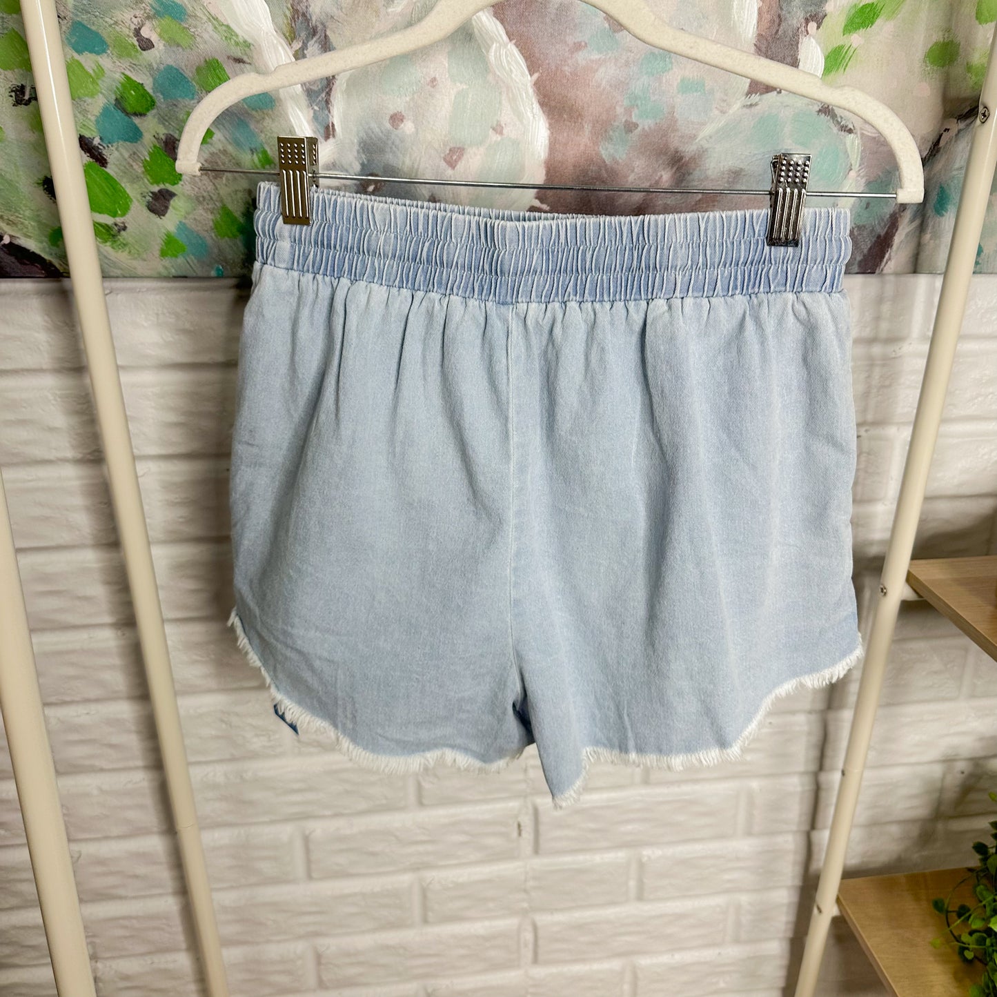 Cupshe New Light Denim Frayed Shorts (M)