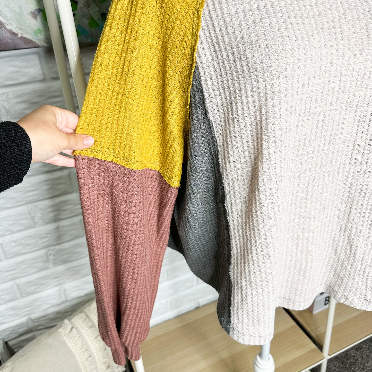 In Loom Colorblock Waffle Knit Long Sleeve Top Size Medium