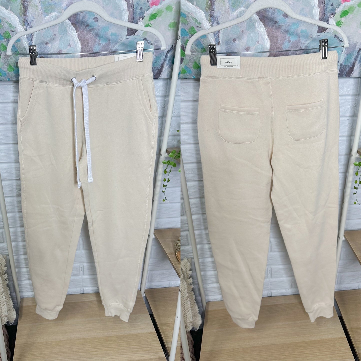 Mae Designs New Cream Everyday Jogger (M)