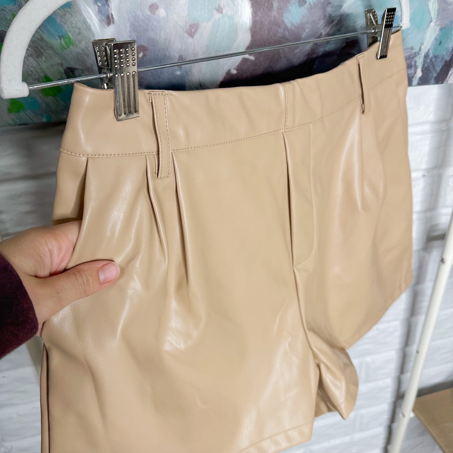 Luvamia New Tan Faux Leather Shorts Size Large