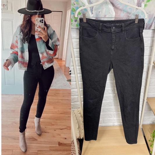 American Eagle Black Skinny Jeans (8L)