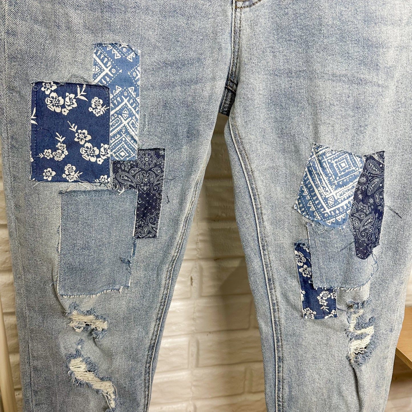 M Jeans by Maurice’s High Rise Patchwork Jeans Size 4