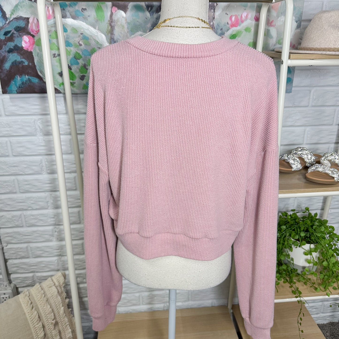 Pink Lily Travel Graphic Sweatshirt (L)