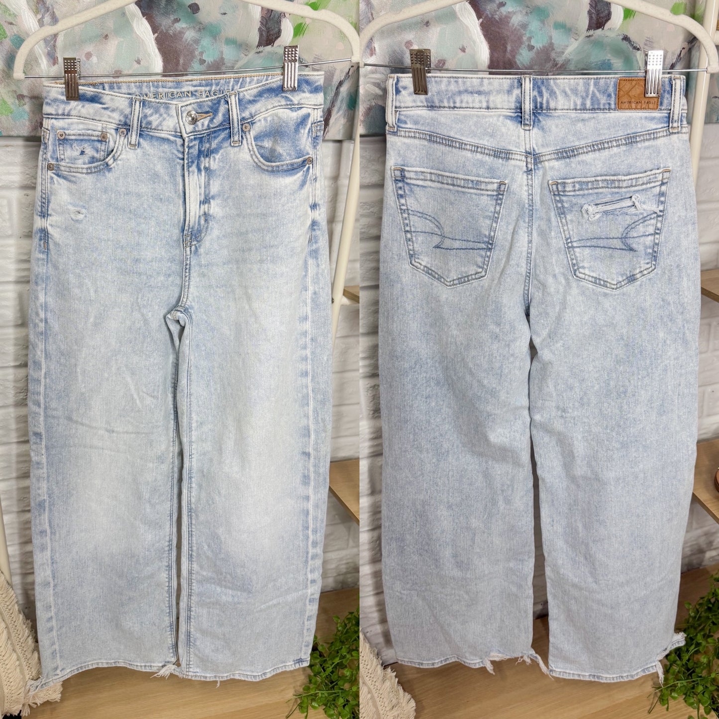 American Eagle Dreamy Drape Stretch Super High-Waisted Baggy Wide-Leg Jean (00)