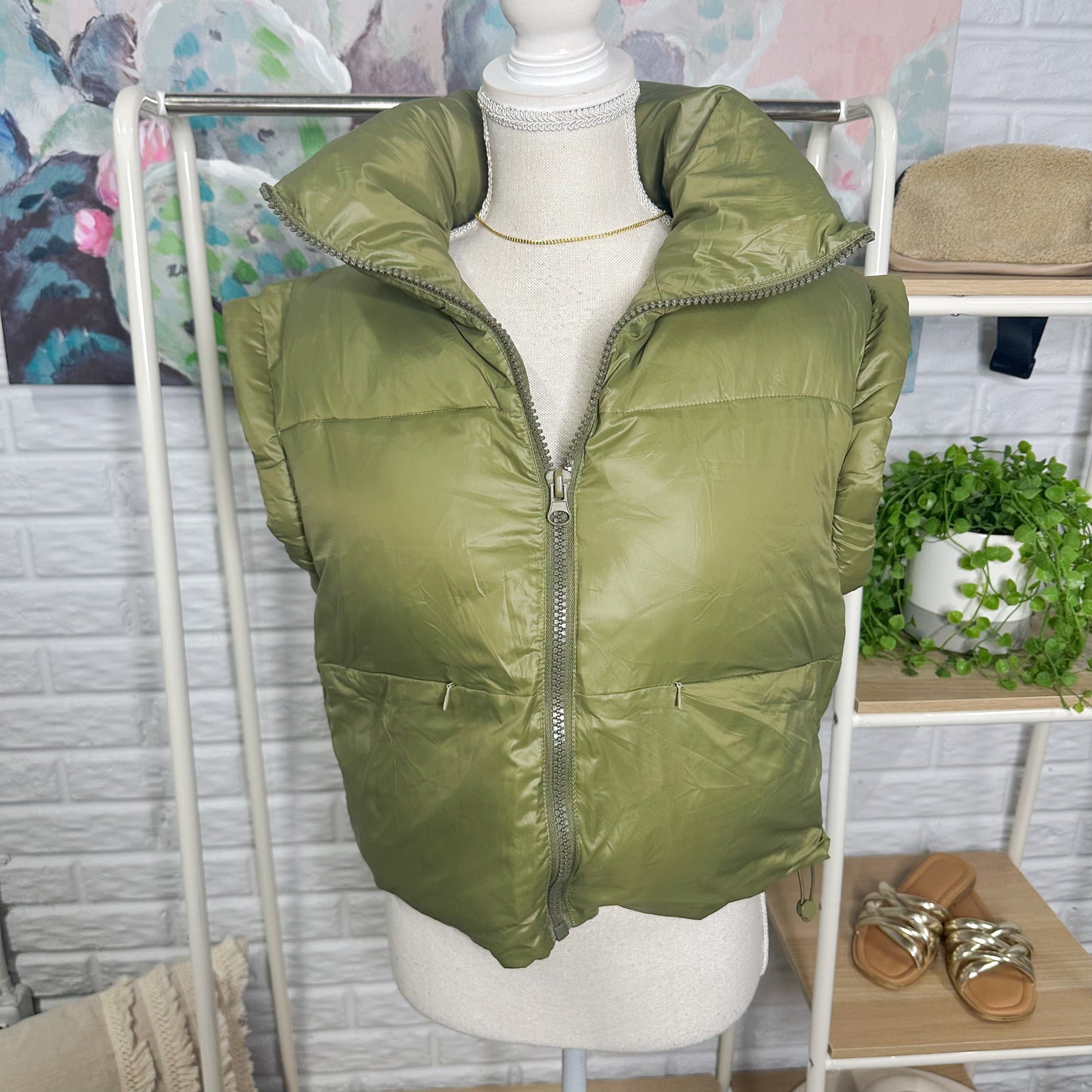 Hixiaohe Green Winter Cropped Puffer Vest (M)