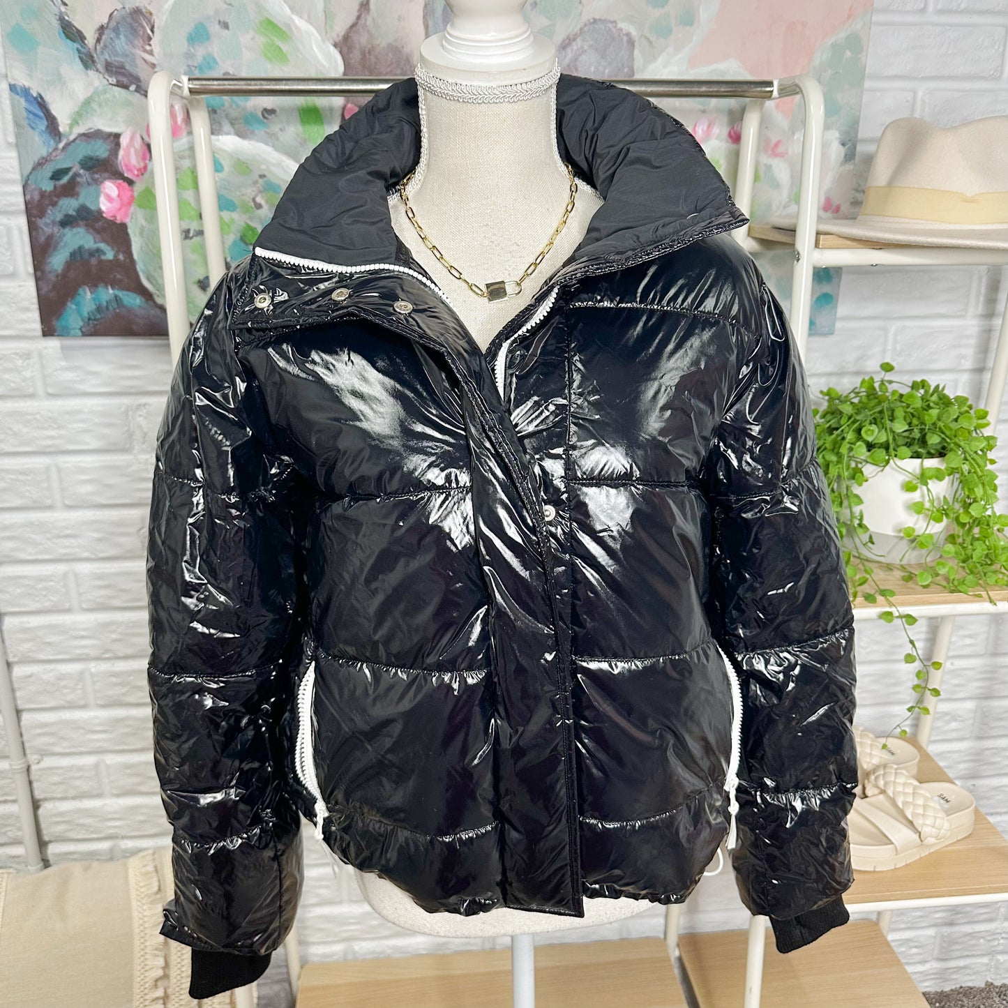 Lou & Grey Black Active Puffer Jacket Size XS