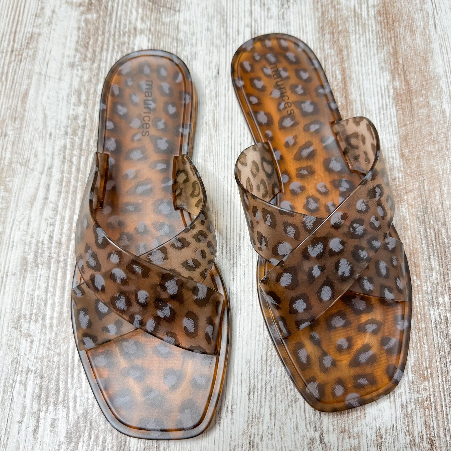 Maurice’s Paige Leopard Jelly Sandals Size 6