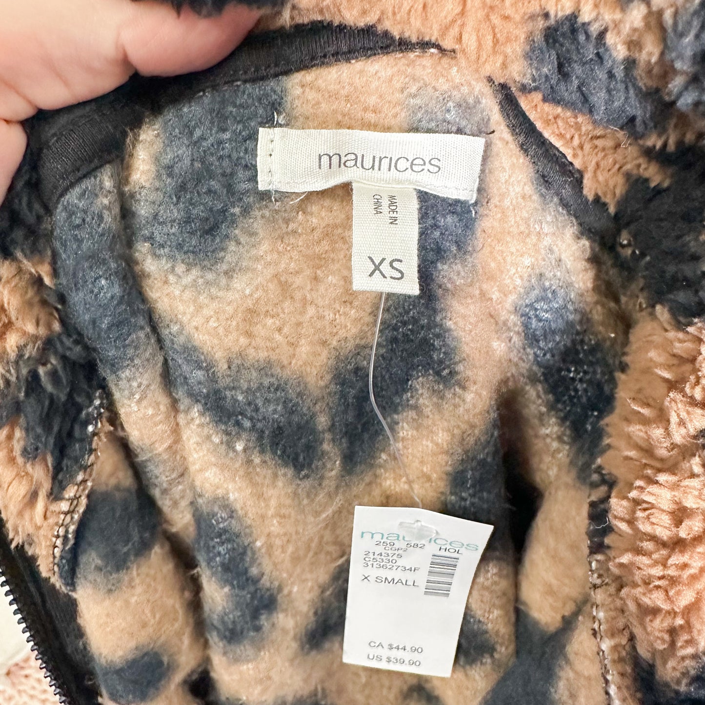 Maurice’s New Leopard Teddy Sherpa Pullover Size XS