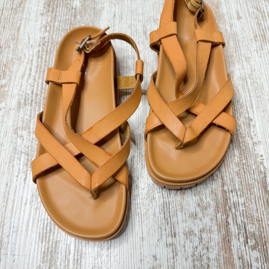 Maurice’s Becca Footbed Sandal Size 6