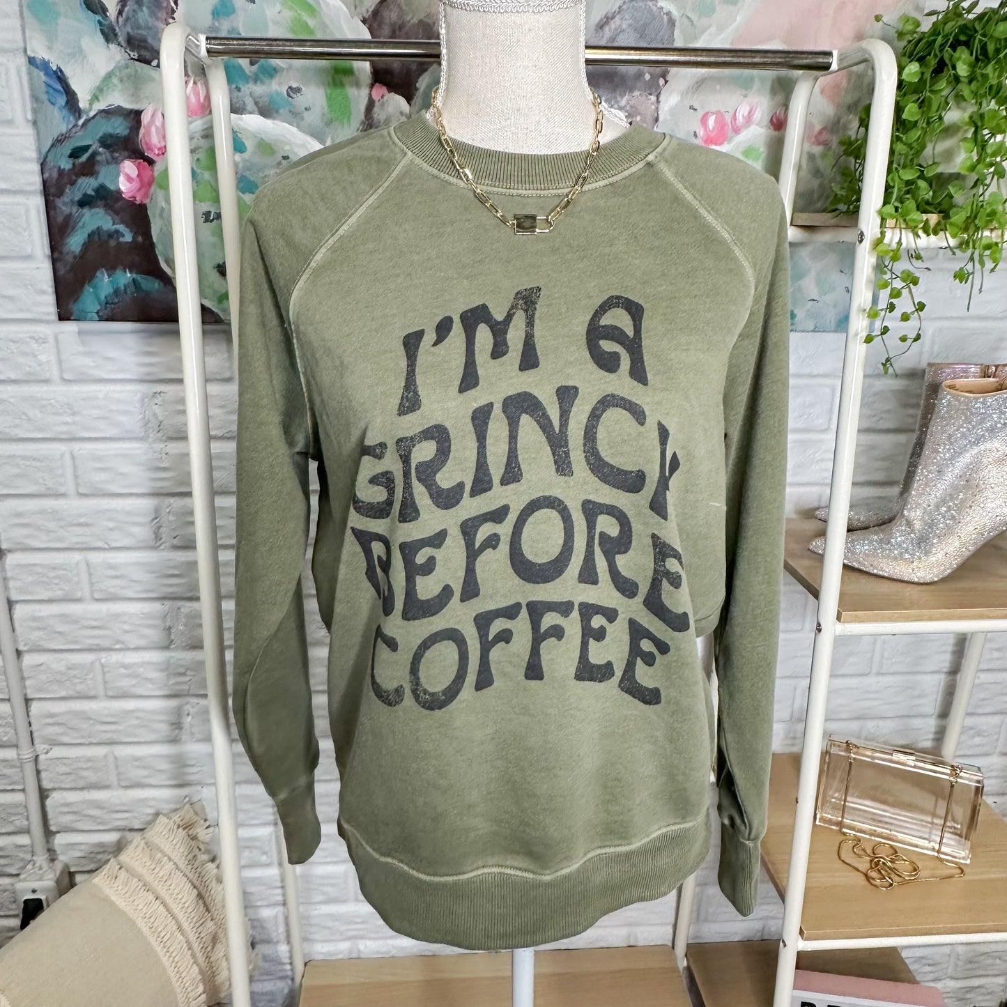 Maurice’s “I’m A Grinch Before Coffee” Sweatshirt Size Small