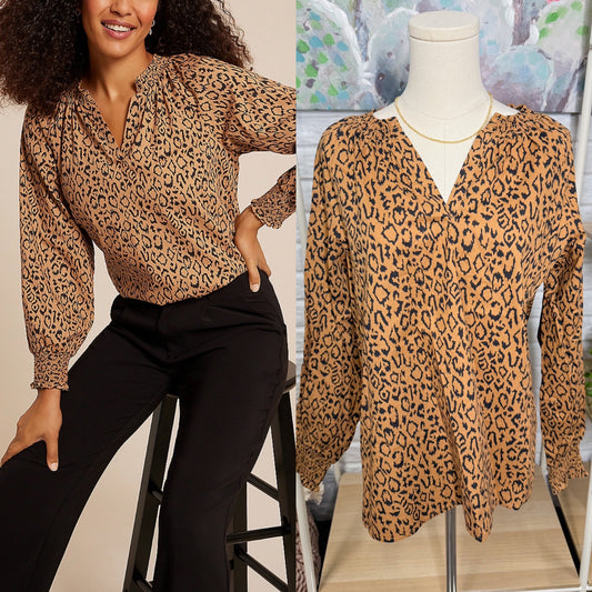 Maurice’s New Animal V Neck Poplin Blouse (M)