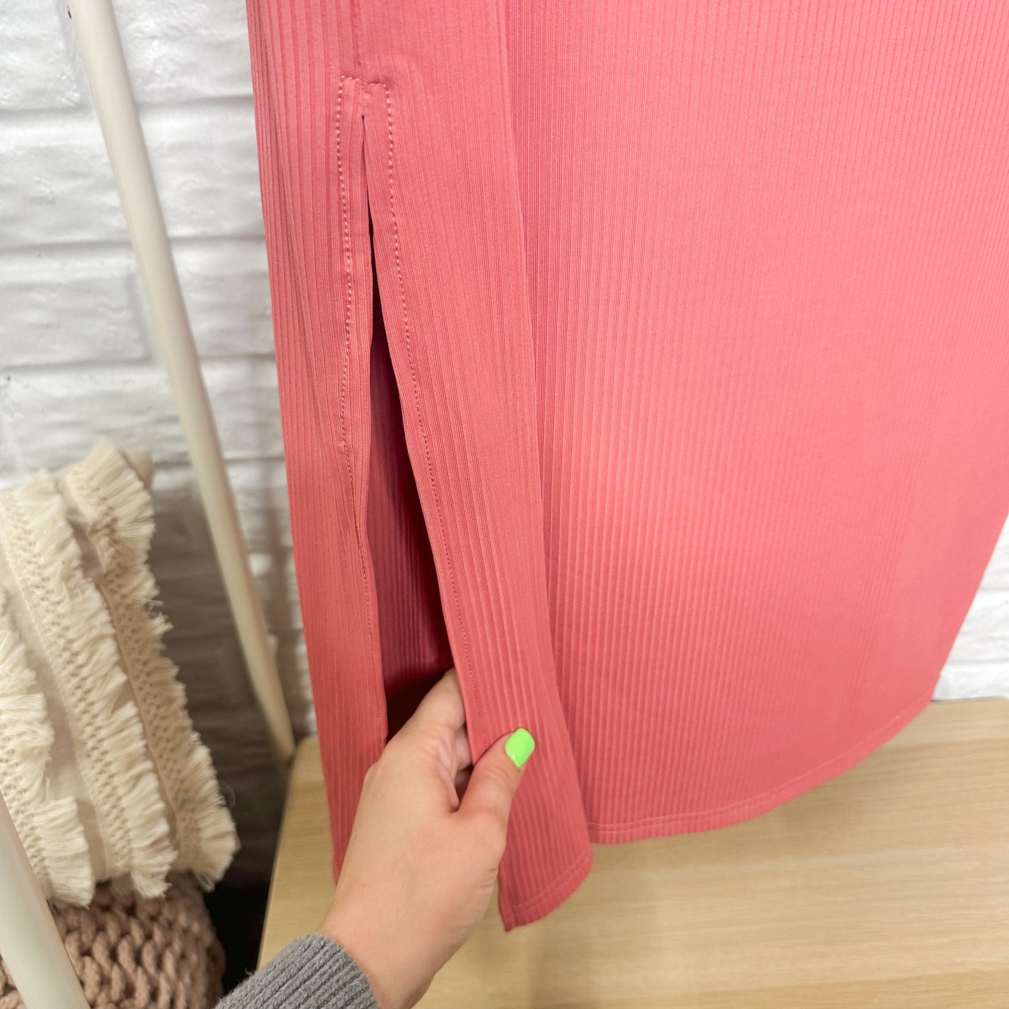 Shein Pink Ribbed Midi Skirt (L)