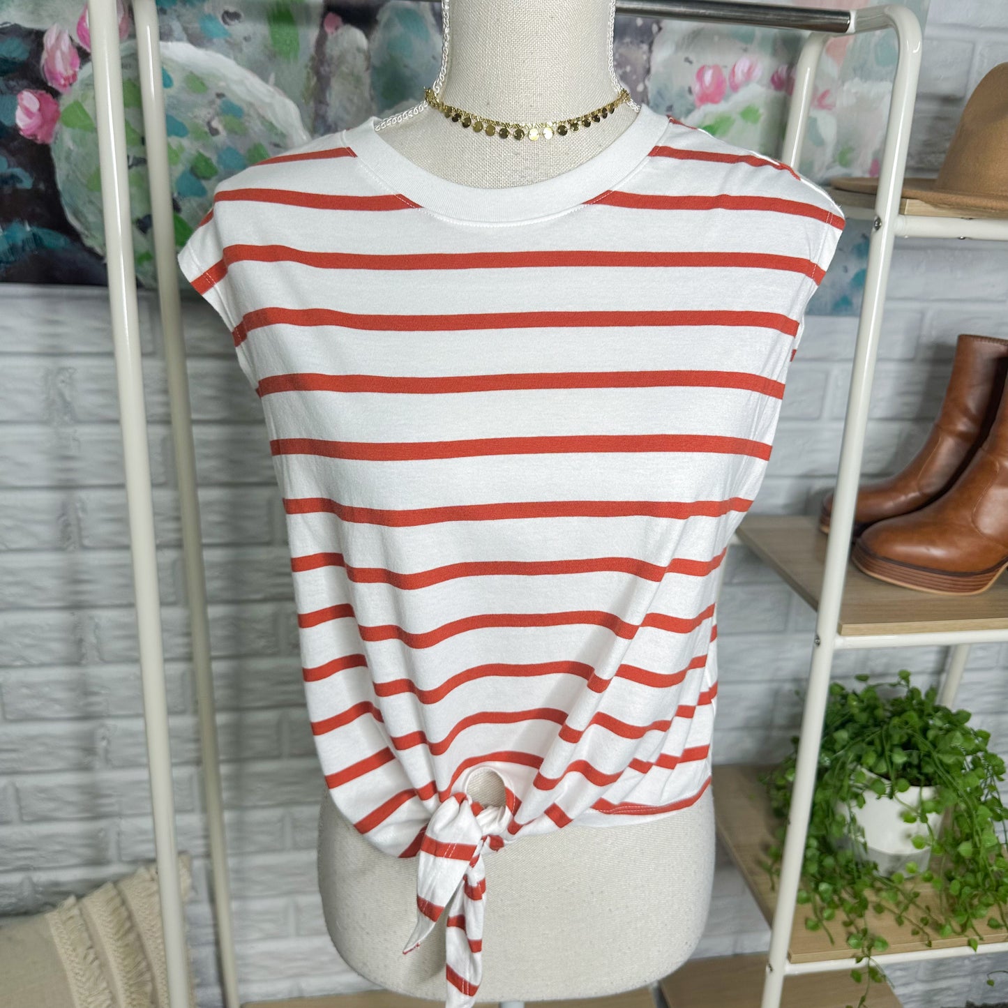 Old Navy EverWear Red Striped Tie Front Top (XS)