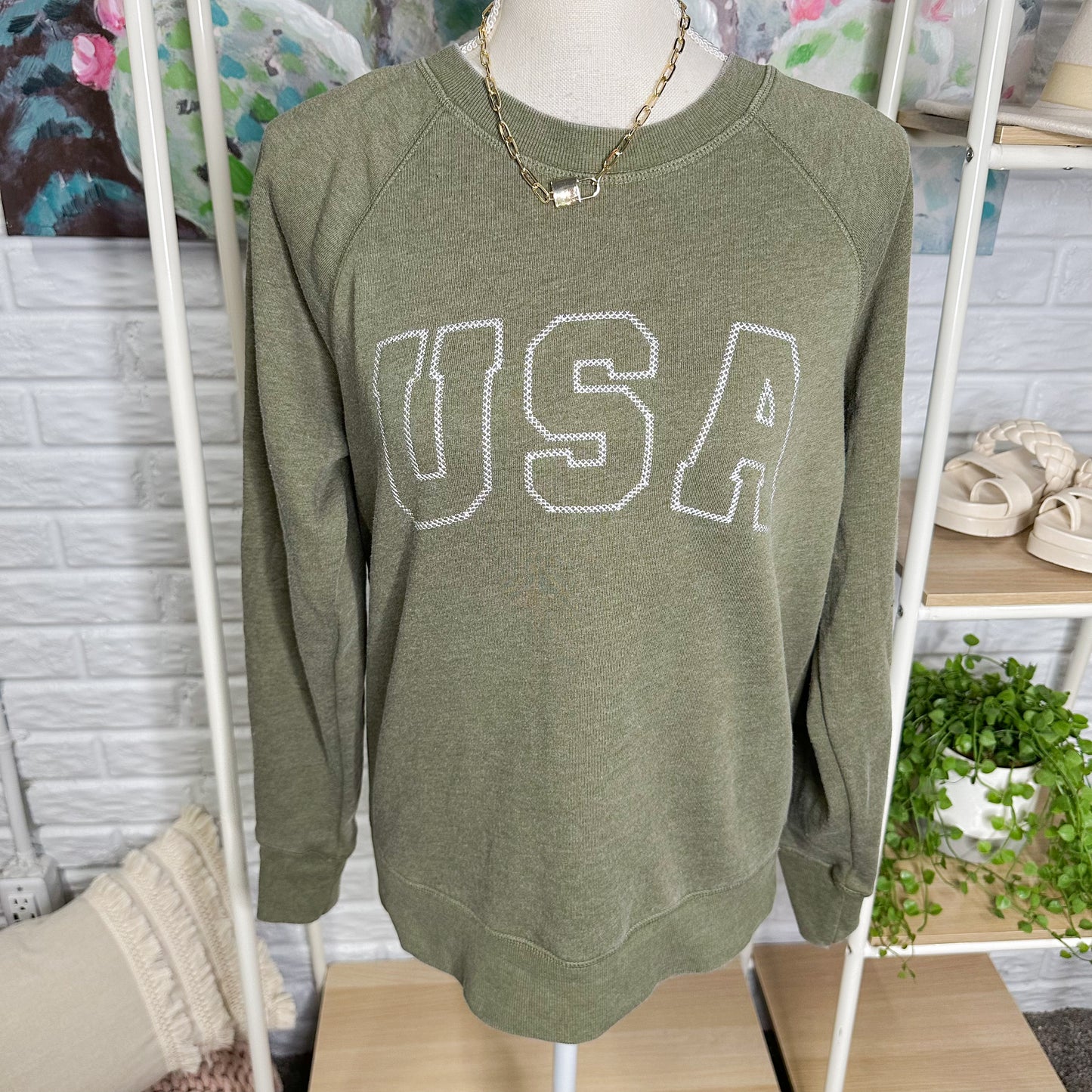 Maurice’s New Green USA Sweatshirt Size Small