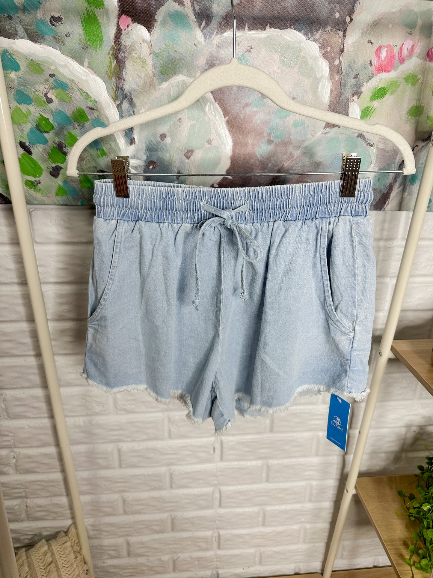 Cupshe New Light Denim Frayed Shorts (M)