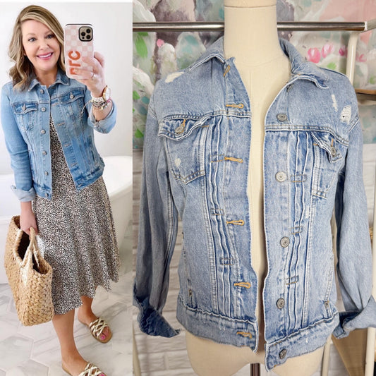Old Navy Classic Denim Jacket (XS)