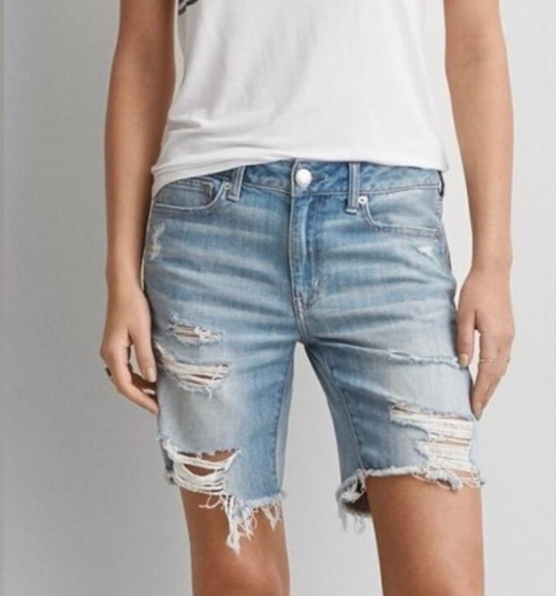 American Eagle Tomgirl Bermuda Shorts (2)