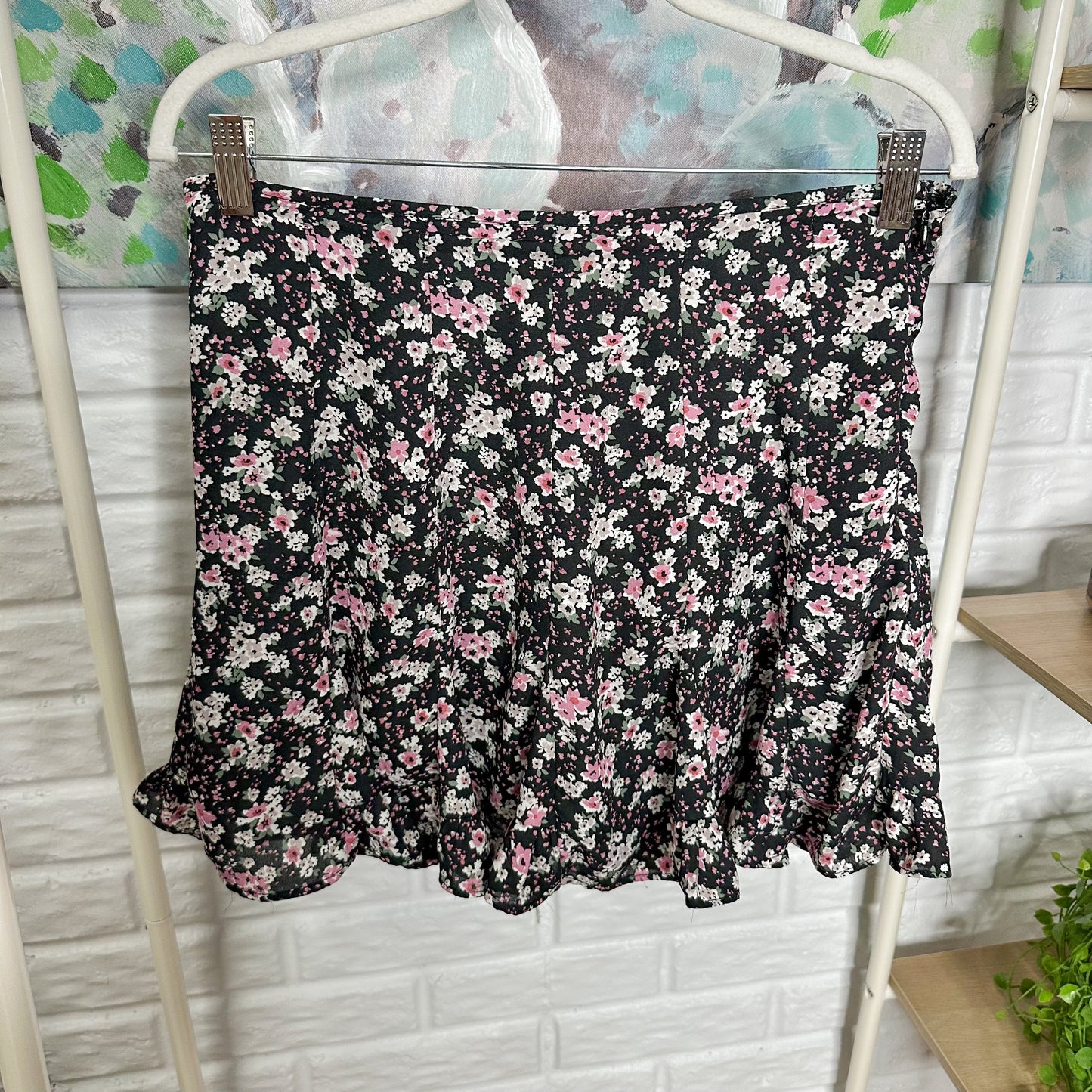 Blu Pepper Floral Skort (L)