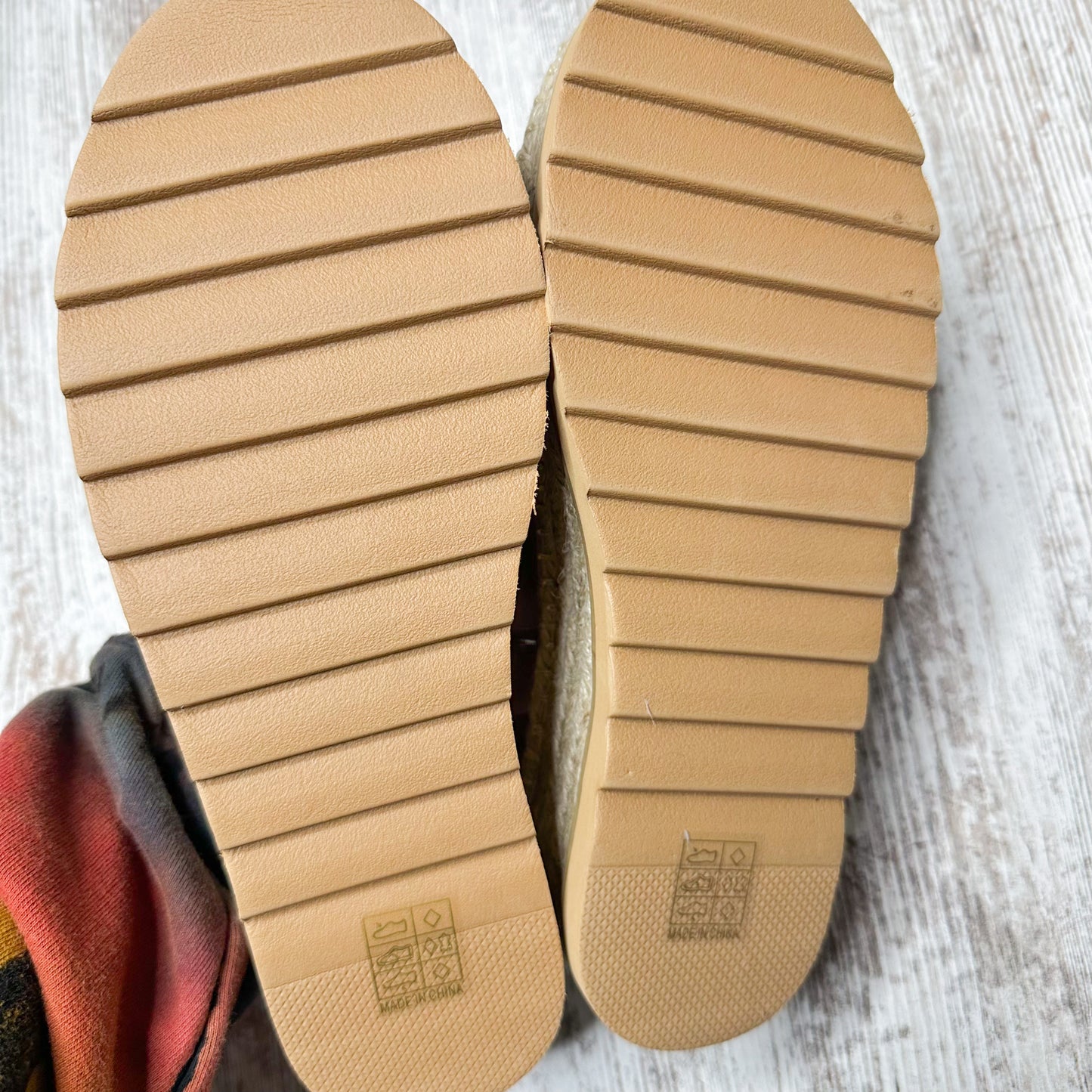 Vici Isolda Platform Espadrille Sandals in Taupe Size 8.5