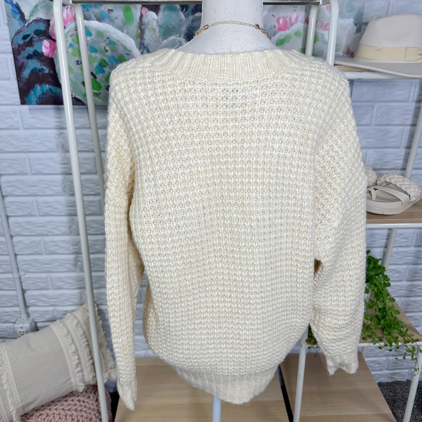 American Eagle Cream Chunky Knit Sweater Size XS