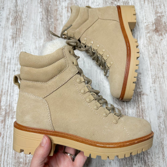 Marc Fisher Mallie Lace Up Hiking Boot Size 6.5