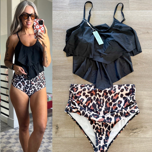 Adisputent New Black Leopard Ruffle Swimsuit (M)