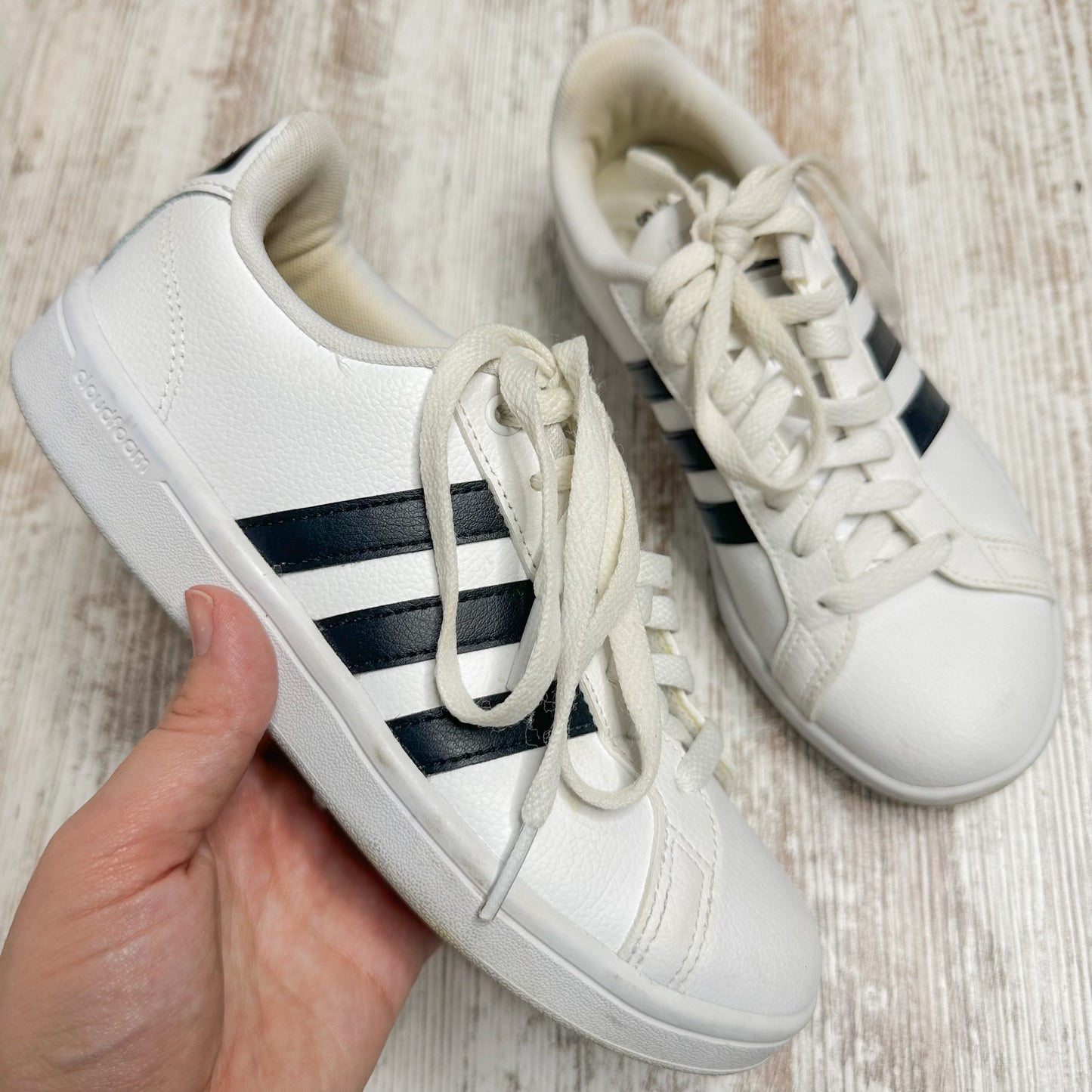 Adidas Classic Grand Court Tennis Shoe Size 6