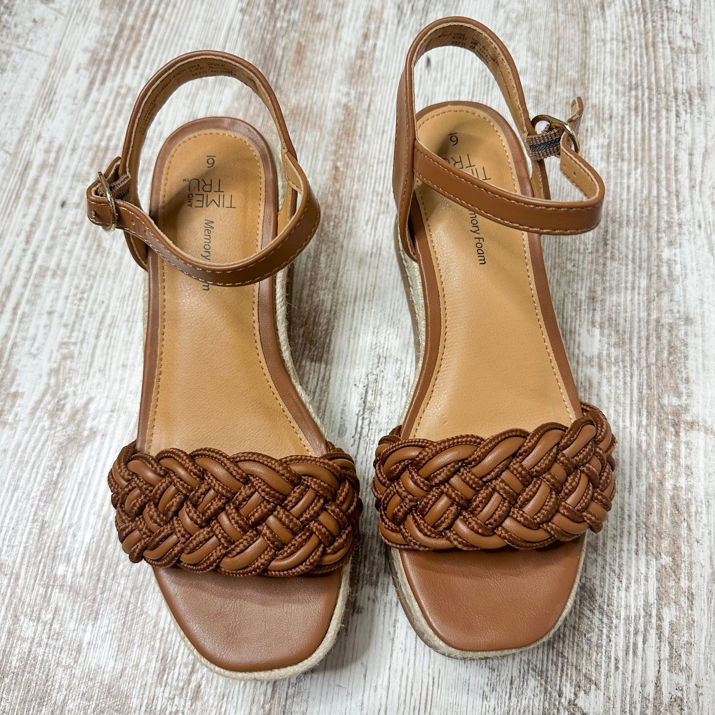 Time & Tru Braided Wedge Sandal (6)