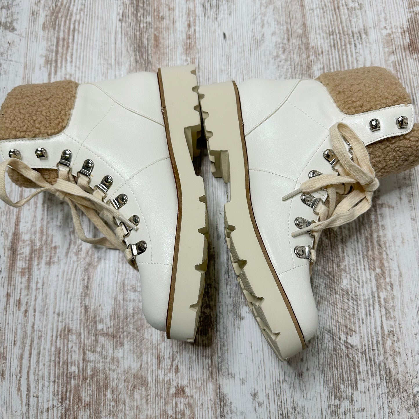 Oasis Society Aaliyah Sherpa Winter Boot Size 6.5