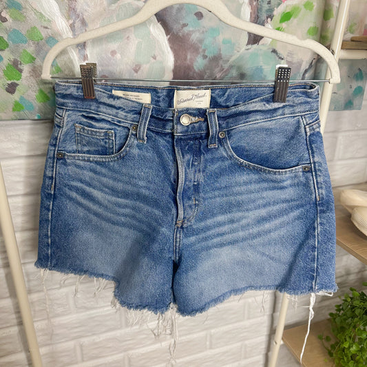 Universal Thread Mid Rise 90s Baggy Shorts (0)