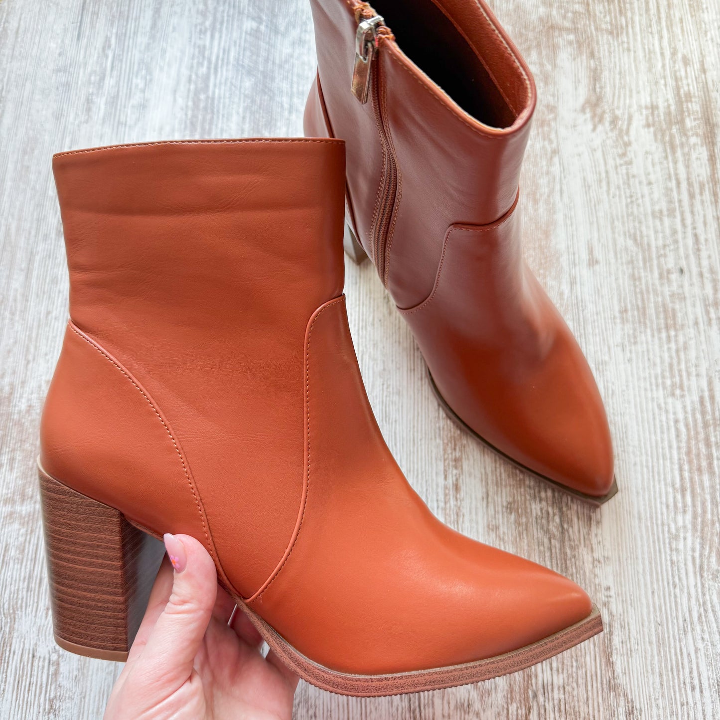 Laicigo Brown Pointed Toed Ankle Boots (9.5)