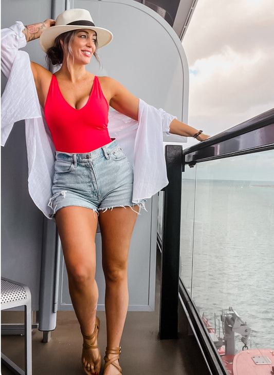 Abercrombie & Fitch High Rise 4” Mom Shorts (30/10)
